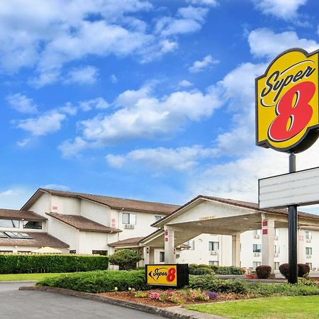 Super 8 By Wyndham Salem Hotel Bagian luar foto